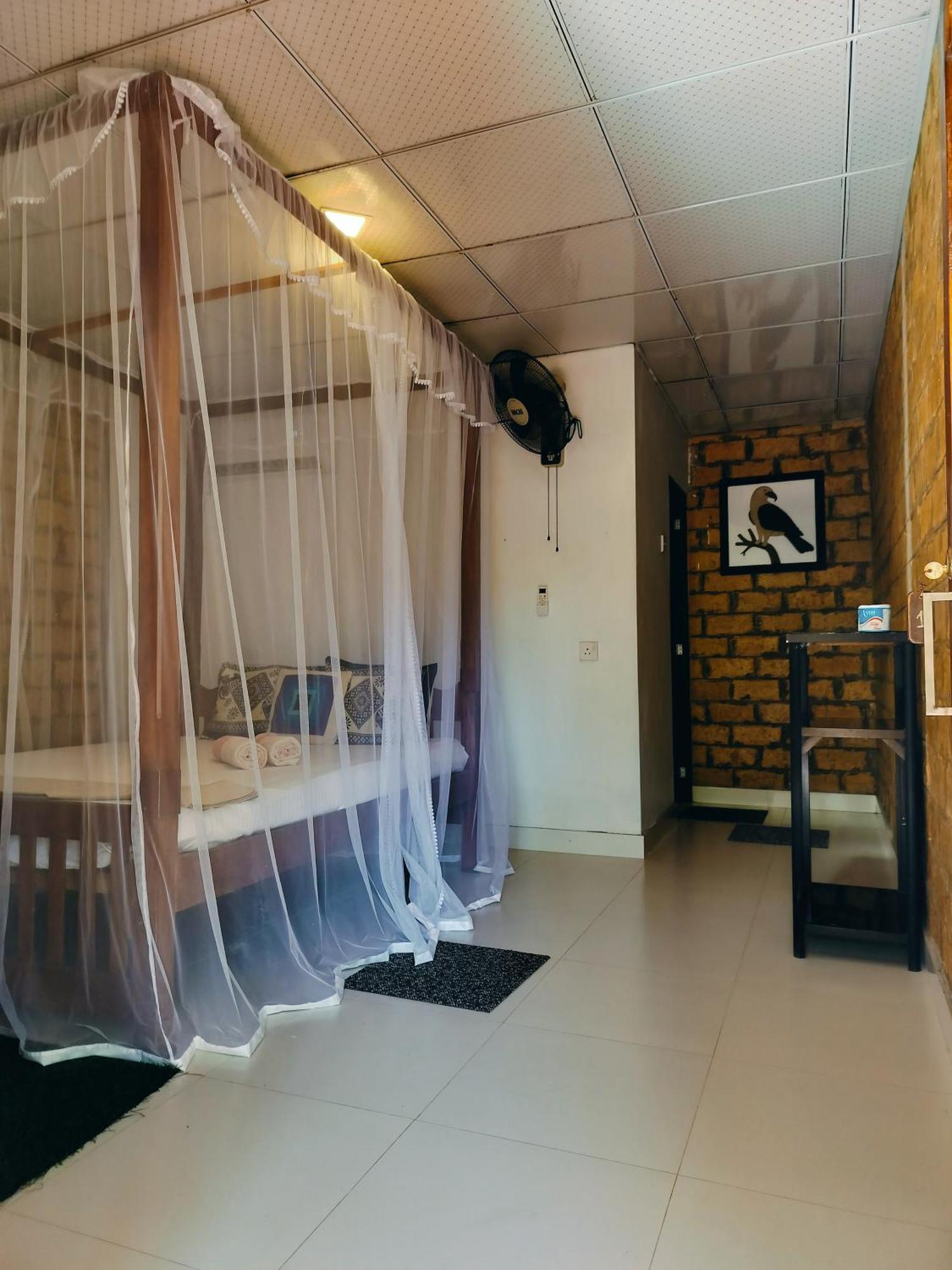 Nancy Guest Hotel Mirissa Buitenkant foto